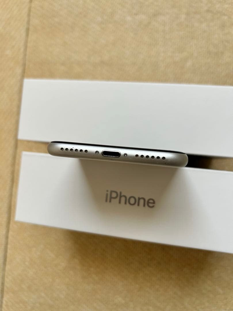 iPhone SE ホワイト iPhoneSE 第2世代 ホワイト 64GB 箱あり 箱あり SE第二