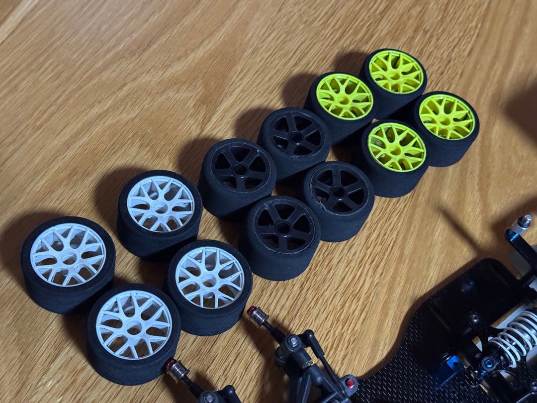 MOROTECH モロテック高性能6輪ラジコン P43シャーシ タイレルボディ付