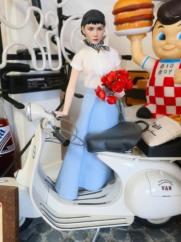 爆レア★絶版★1/6 ローマの休日 オードリーヘップバーン ベスパ 石畳土台付