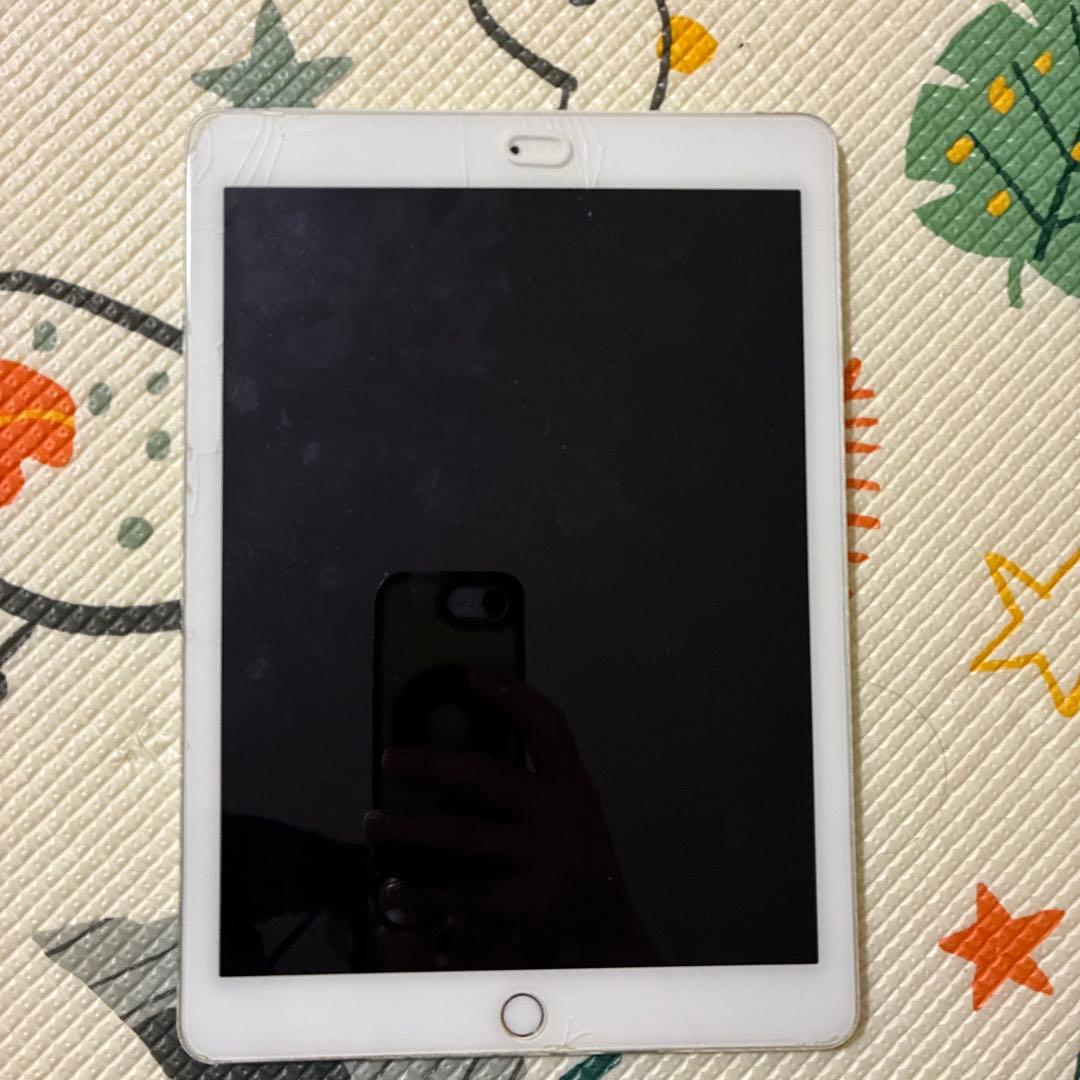 iPad本体 iPad Air 2 docomo 128g Amazon.com: Apple iPad Air 2, 128GB, 4G + Wi-Fi - Gold (Renewed