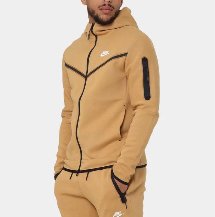 海外限定 NIKE テックフリース 上下 セットアップ S (USサイズ) - メルカリ