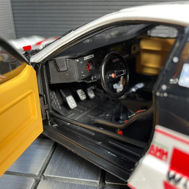 未展示品 京商 1/18 ランチア ラリー 037 - メルカリ