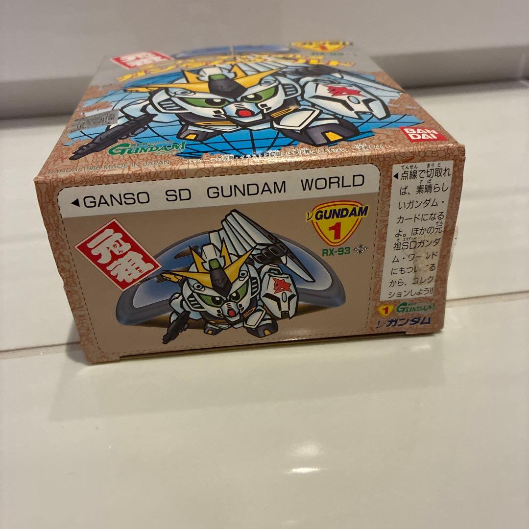 【未組立！】【レア！】BANDAI 機動戦士ガンダム RX-93 νガンダム