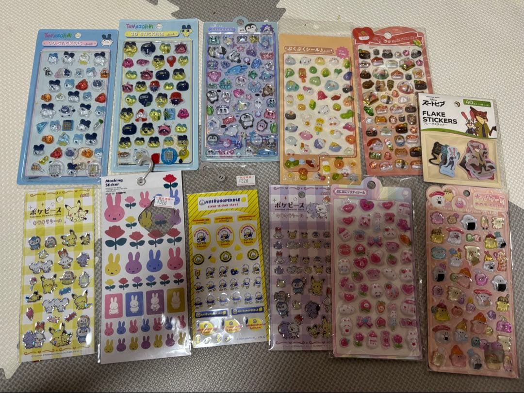 シールまとめ売り 立体シール 平面シール - メルカリ