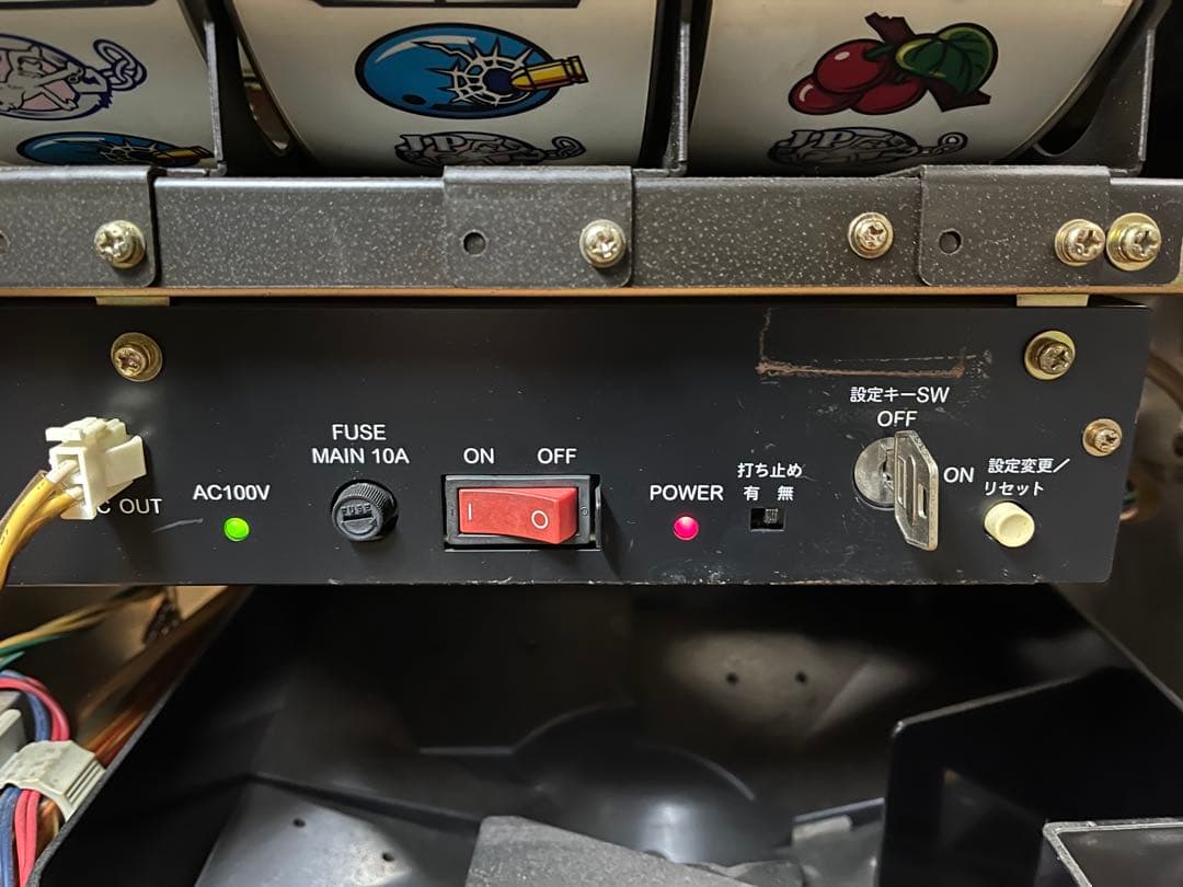 パチスロ実機 ルパン三世 the 3rd 銭形 不二子 不要機 鍵付き