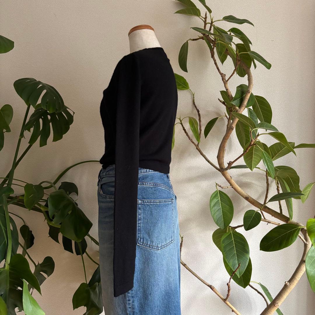 ☆shishikui ブラックカシミアショート丈ニットセーター - メルカリ