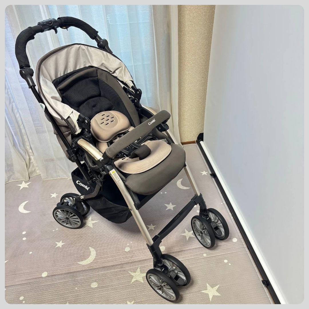 《美品❣️》コンビ　ベビーカー　アンブレッタ　4キャスエッグショック　UH⭐︎