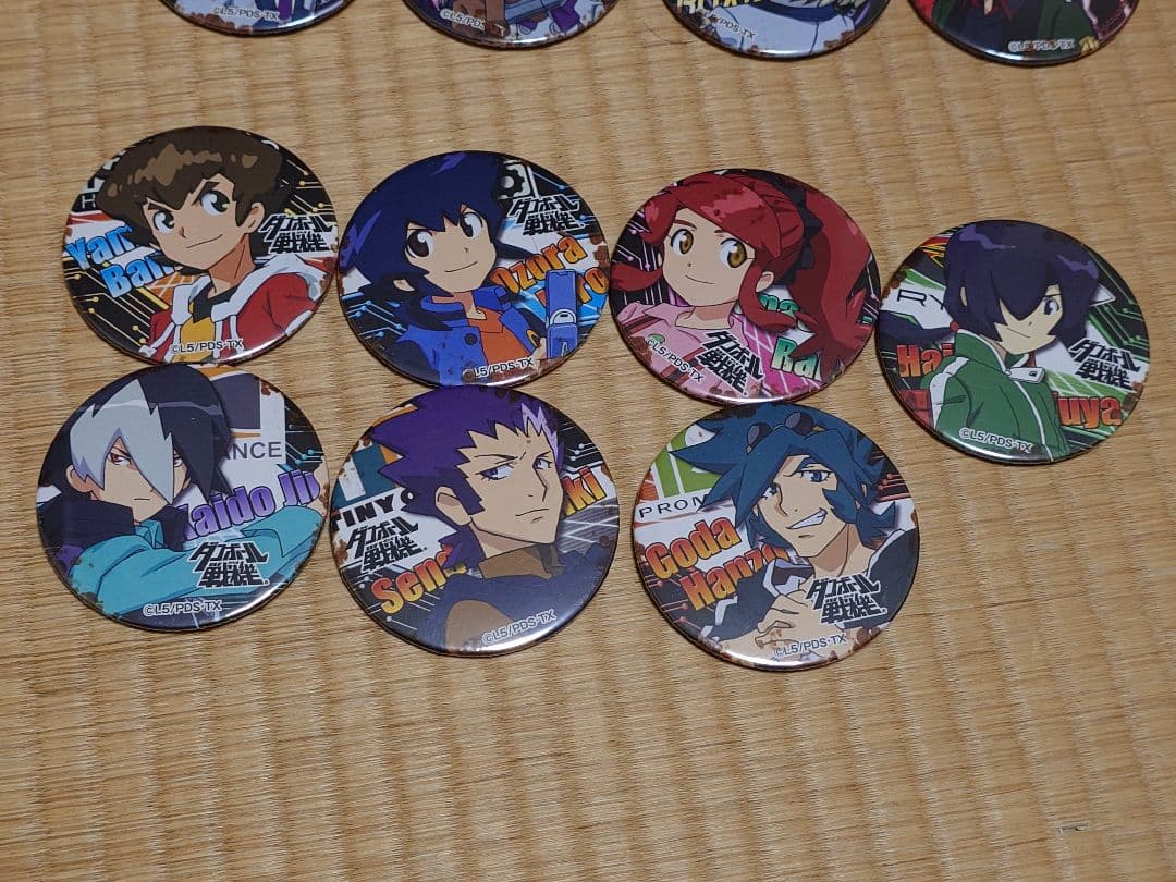 ダンボール戦機 缶バッチ - メルカリ