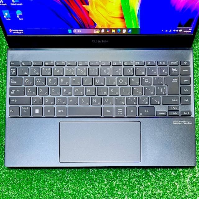 2023年製《極美品級》有機ELディスプレイ搭載！ASUS Zenbook 13