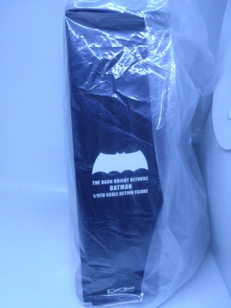 バットマン　ダークナイトリターンズ　ビーストキングダム　フィギュア　2体セット