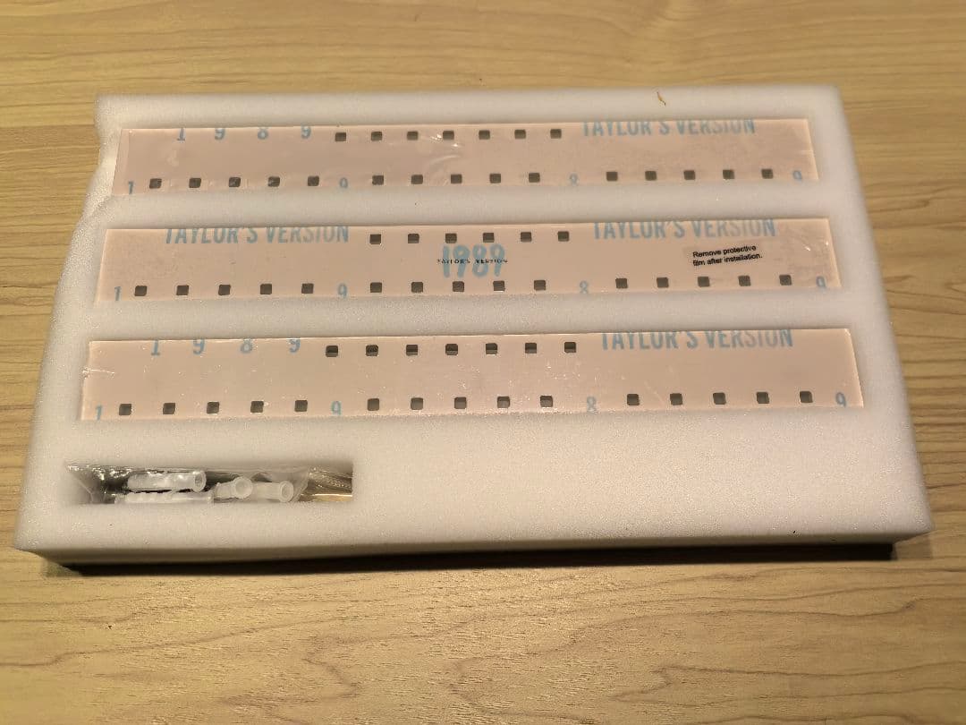 1989年（テイラー版）フィルムストリップCDディスプレイ棚