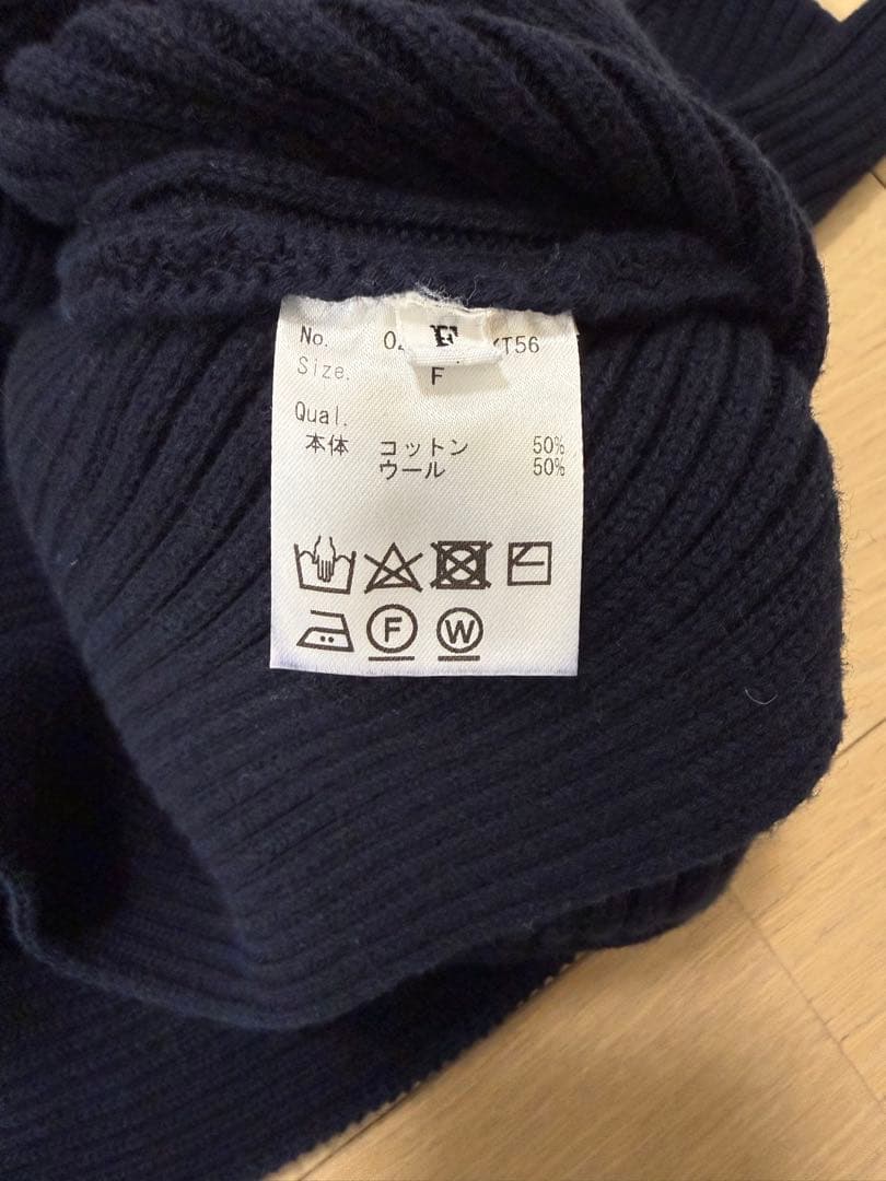 完売品】IIROT コットンウール レイヤードニット ネイビー人気ブランド