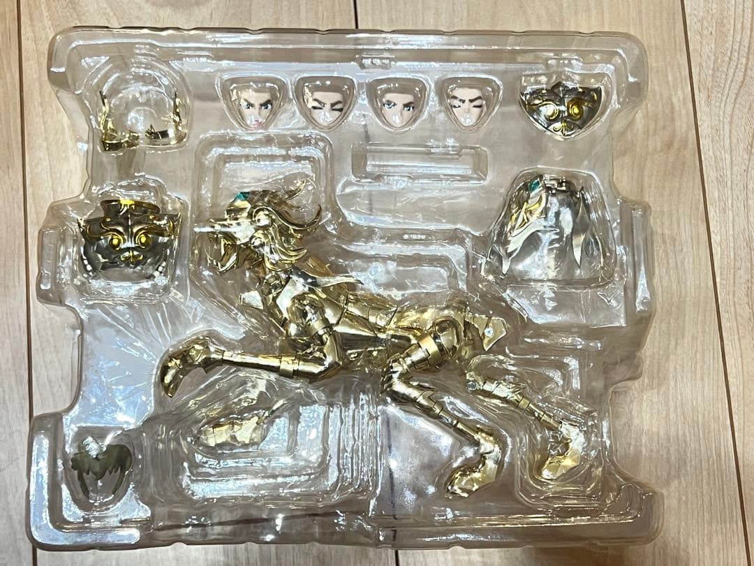 聖闘士星矢 聖闘士聖衣神話EX 獅子座 レオ アイオリア 神聖衣 ジャンク