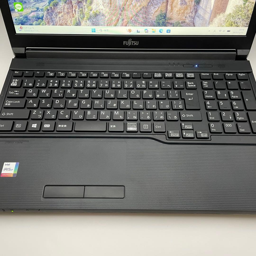ノートPC/黒/i5/20GB/256GB/Office2024/FUJITSU