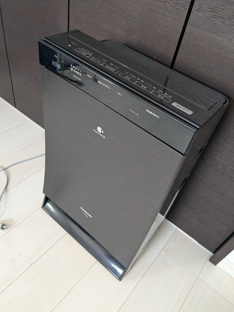 ✨クリーニング済✨ 木目調 加湿空気清浄機 Panasonic F-VC70XS F-VC70XS-W 加湿空気清浄機 ホワイト [適用畳数：31畳 /最大適用畳数