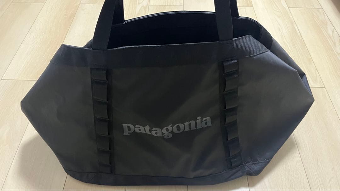 patagonia ブラックホール・ギア・トート 61L 大きなトートバッグ。patagonia Black Hole Gear Tote – moderate