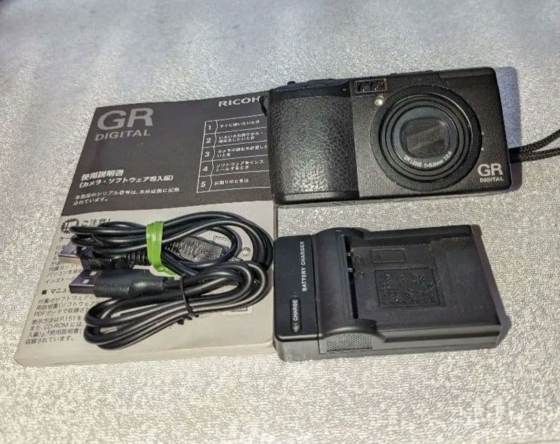 RICOH GR DIGITAL初代 コンパクトデジタルカメラ - メルカリ