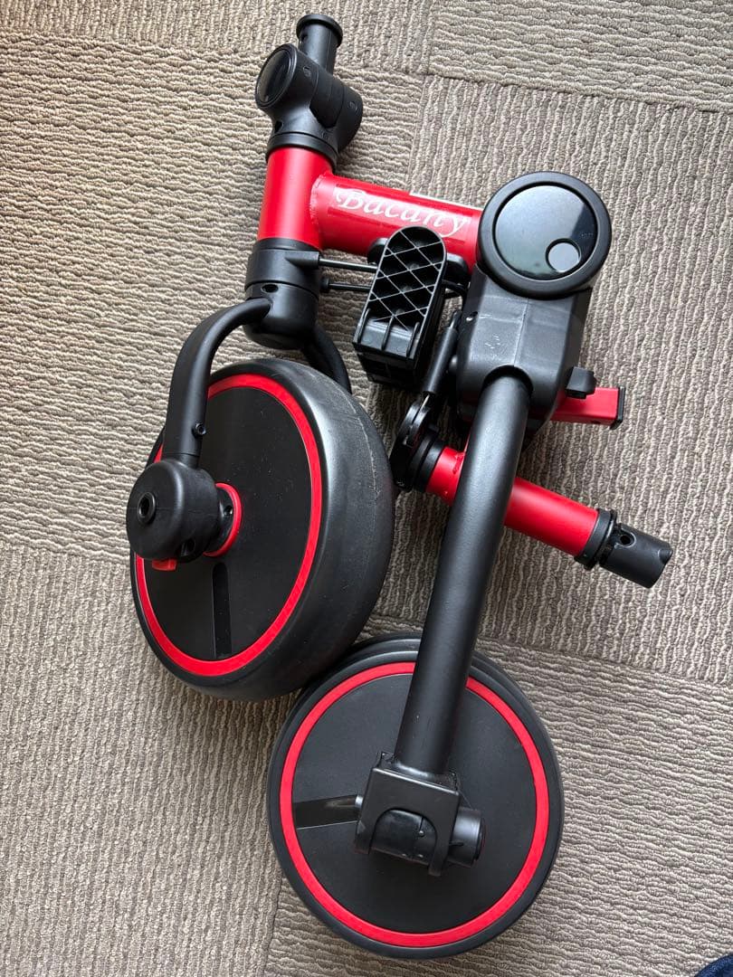 〔美品〕Bacany 三輪車 レッド×ブラック　幼児用自転車　多機能