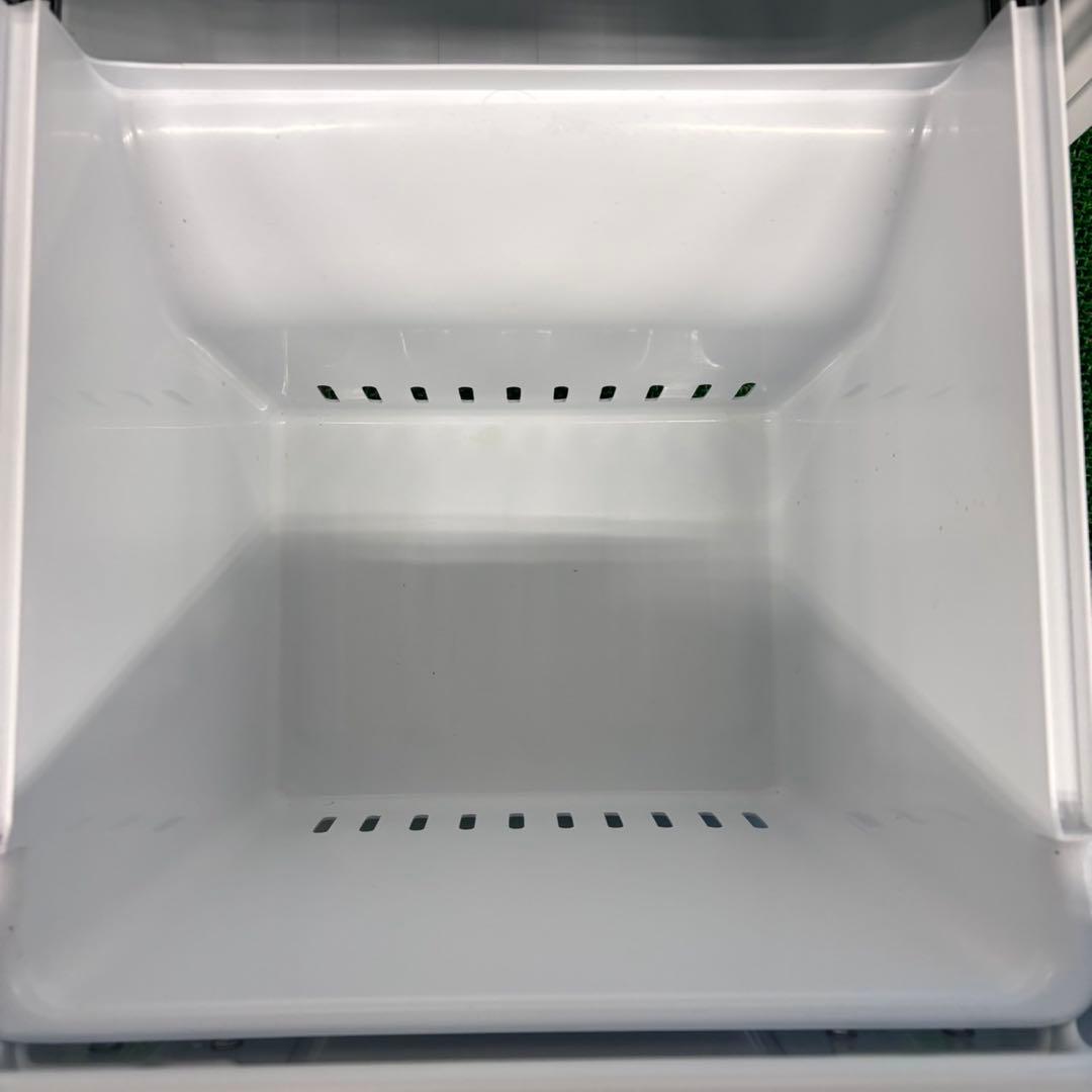 629 関東 格安 半年保証 冷蔵庫 小型 一人暮らし 200L弱 洗濯機も有り