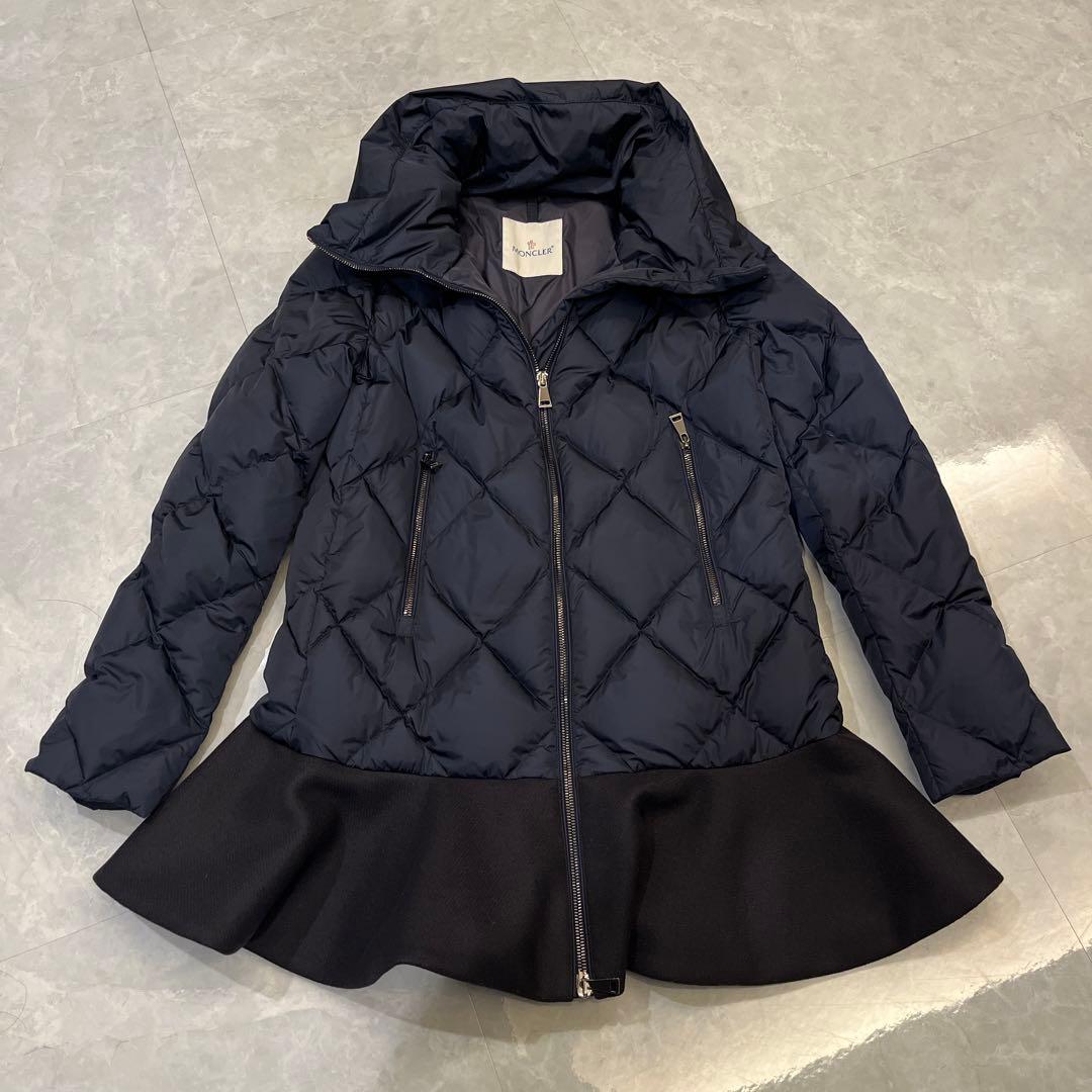 美品【モンクレール】ブーラン ダウン 滝沢眞規子 ネイビー 0 MONCLER