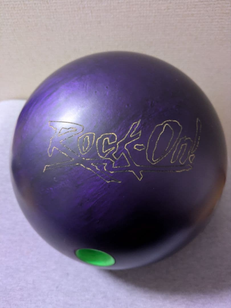 ボウリングボール Rock-On! 15P ABSオンライン ボール：Rock On Urethane