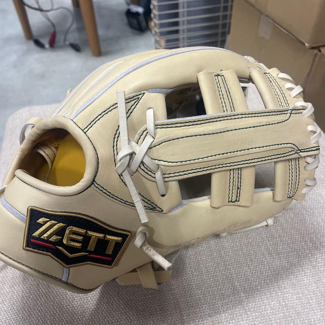 ZETT 硬式グローブ アイボリー 日本製 プロステイタス ゼット プレミアム 硬式 グローブ グラブ 投手用 右