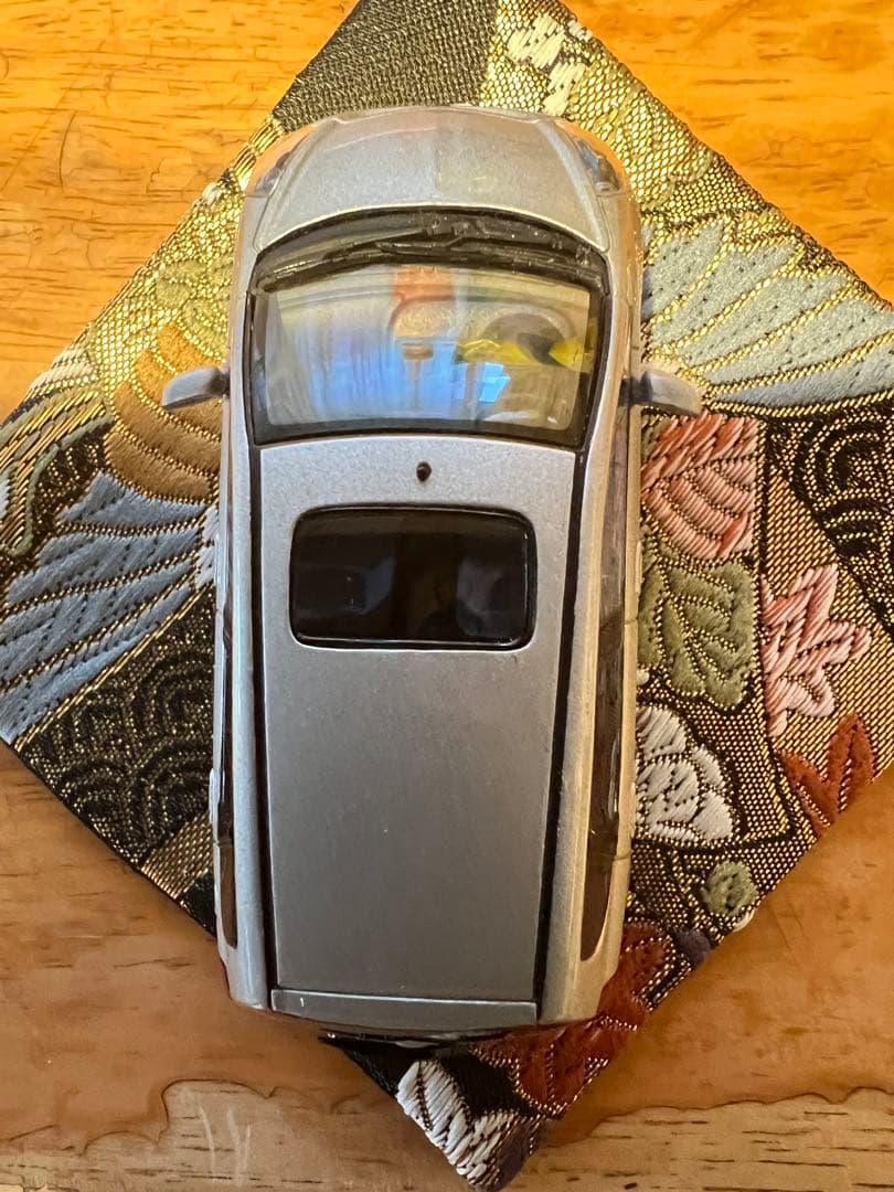 ミニカーホンダ初代フィットGD1(2001)