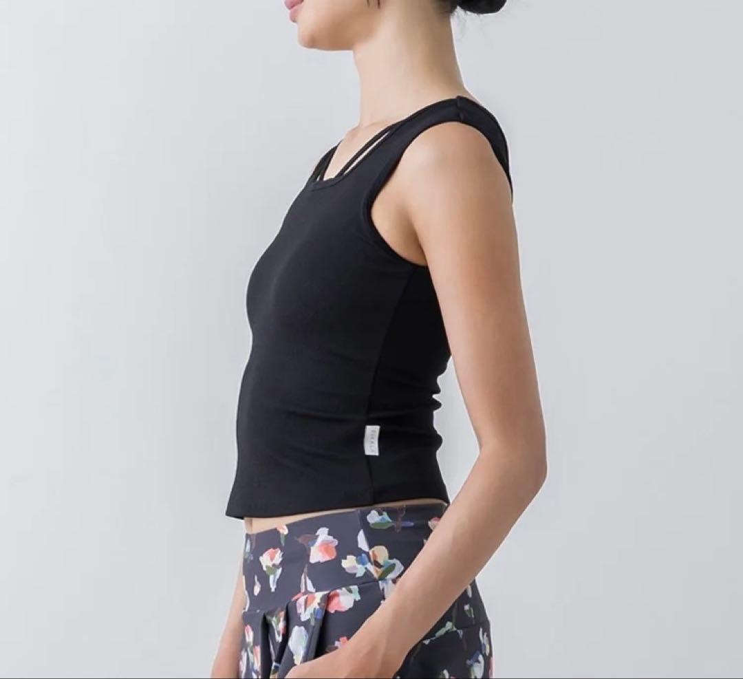 SUKALAクロスデザインショートタンクトップ S ブラック - メルカリ