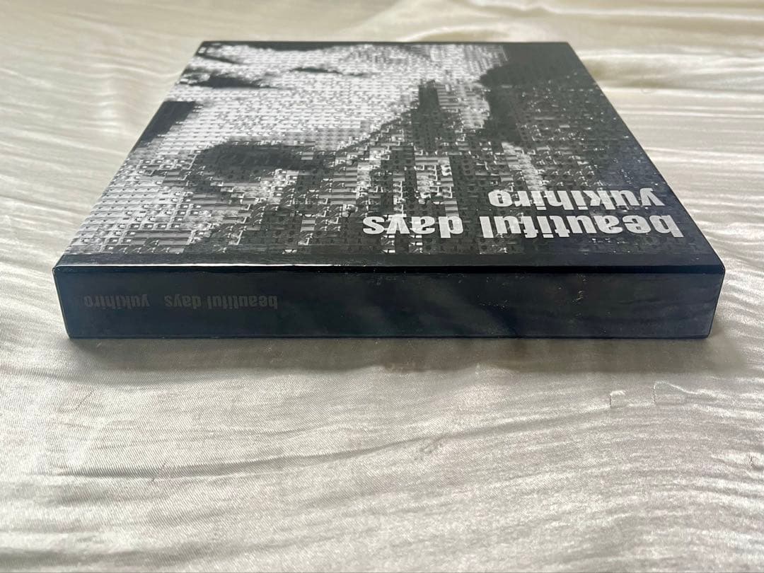 【超希少・美品】yukihiro beautiful days 写真集 証言集