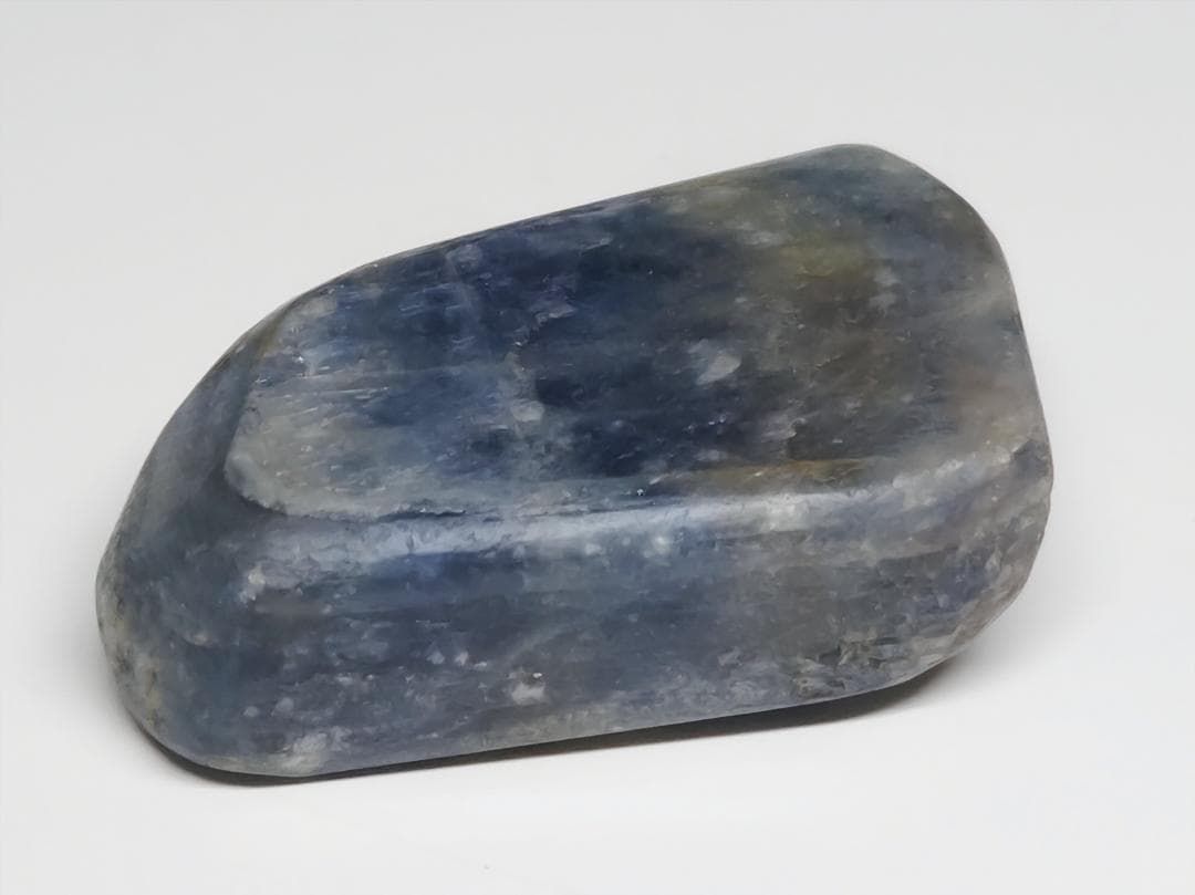 コランダム 17g サファイア 原石 鉱石 鉱物 鑑賞石 自然石 誕生石 水石