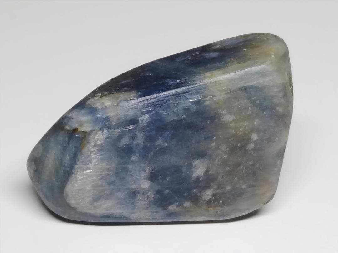 コランダム 17g サファイア 原石 鉱石 鉱物 鑑賞石 自然石 誕生石 水石