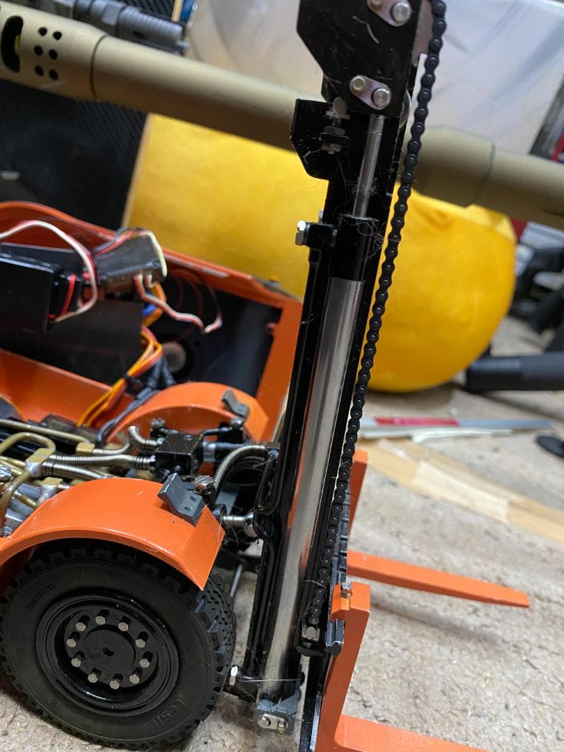 油圧動作ラジコンLESU 1/14 フォークリフトフルセット（うまく動きません）