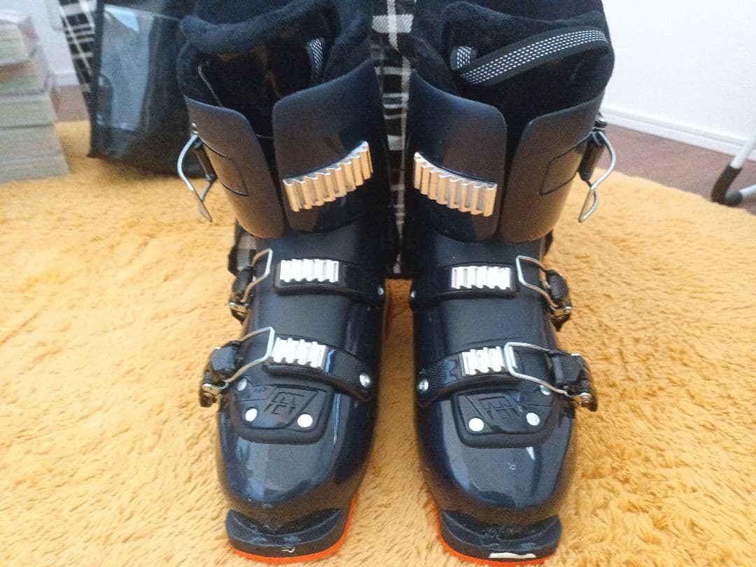 ジュニア　スキーブーツ　TECNICA JT3 26.0cm ①