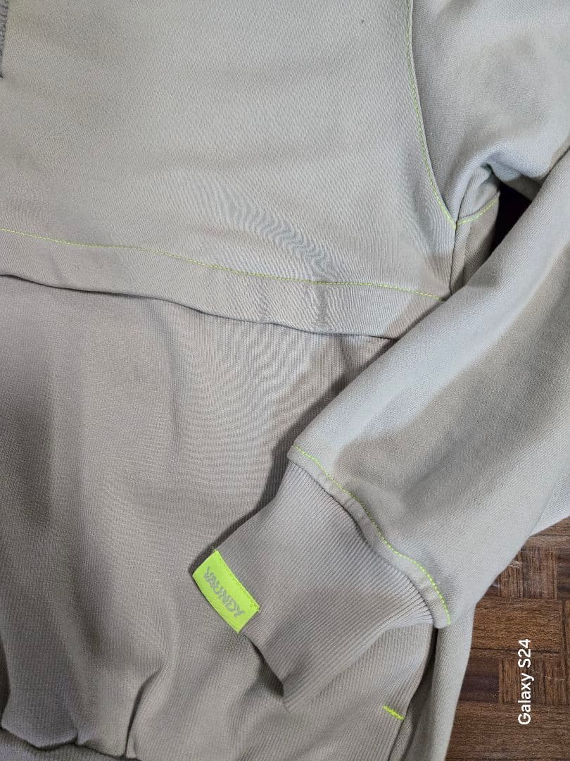 ☆Vaundy　 BUDOKAN〝深呼吸‘’　限定フーディー