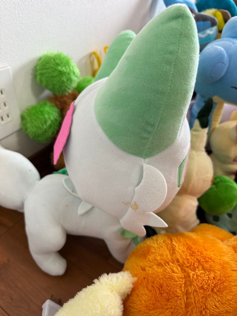 ポケモン ぬいぐるみ まとめ売り 大量 ピカチュウ ルンパッパ他