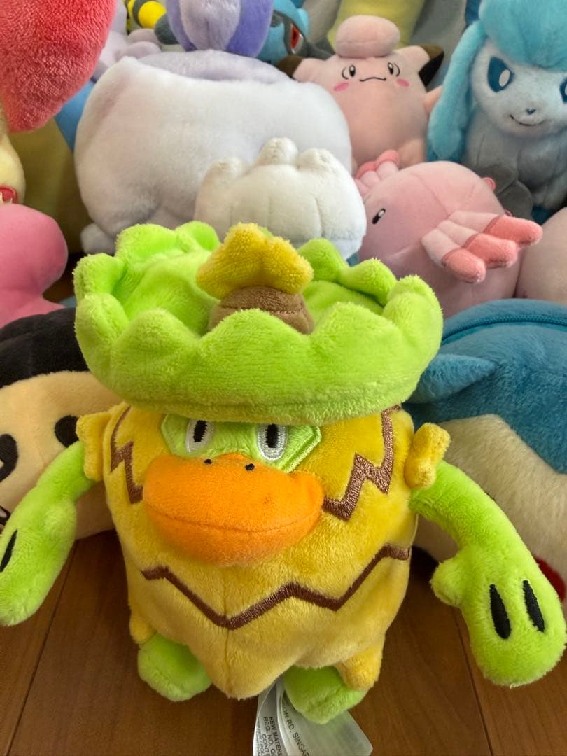 ポケモン ぬいぐるみ まとめ売り 大量 ピカチュウ ルンパッパ他