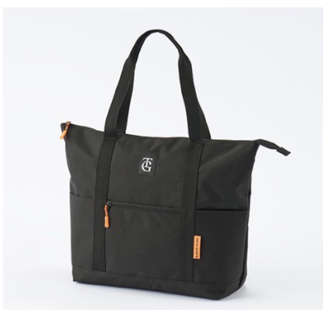 ジャイアンツ2026年ファンクラブ入会記念品スマートポケットトート