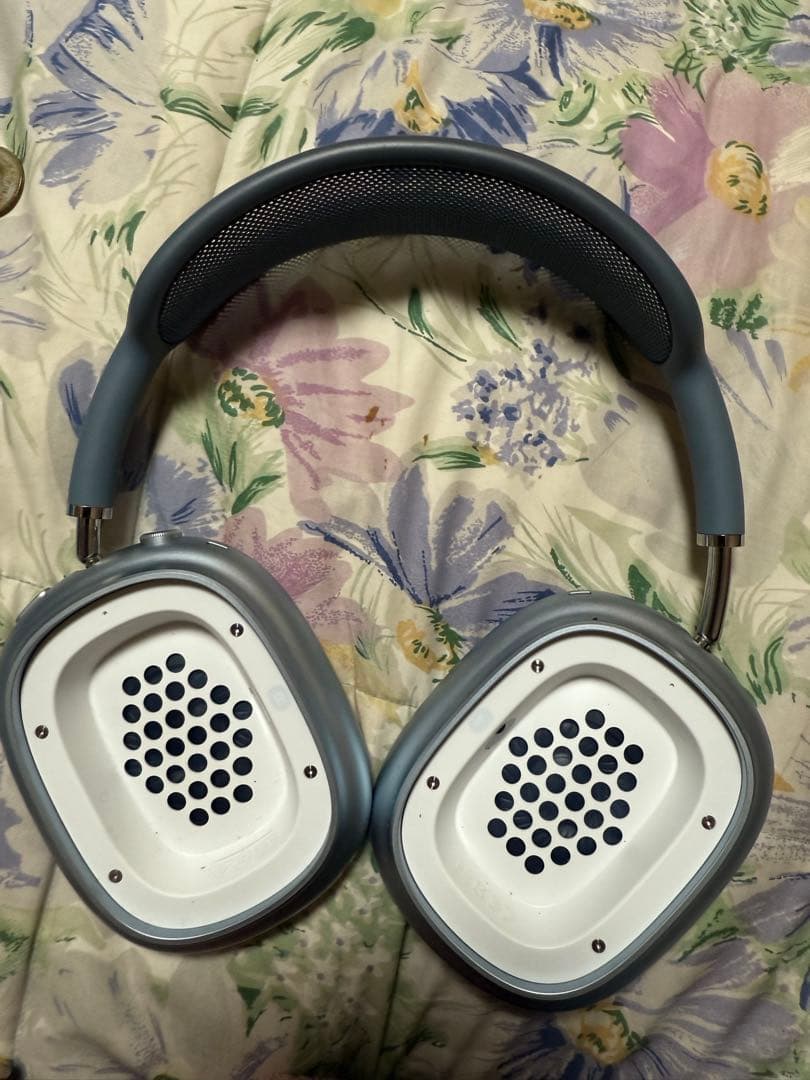 AirPodsmax 本体　美品　箱等の付属品無し、本体のみ 値下げ交渉承ります