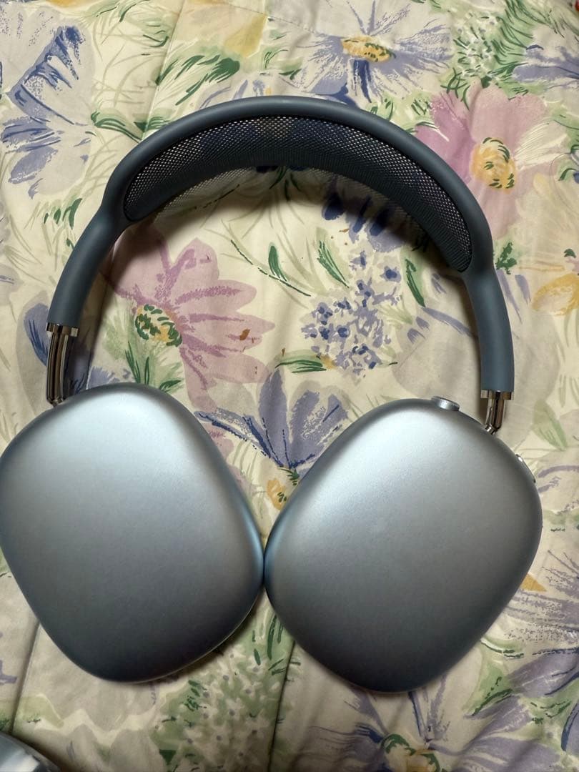 AirPodsmax 本体　美品　箱等の付属品無し、本体のみ 値下げ交渉承ります