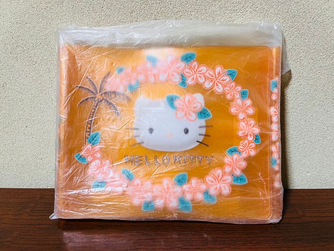 【新品未開封】ハローキティ　バインダー式CDケース ハイビスカス　レトロ 楽天市場】ハローキティ パスケース クラックス 定期入れ 人気