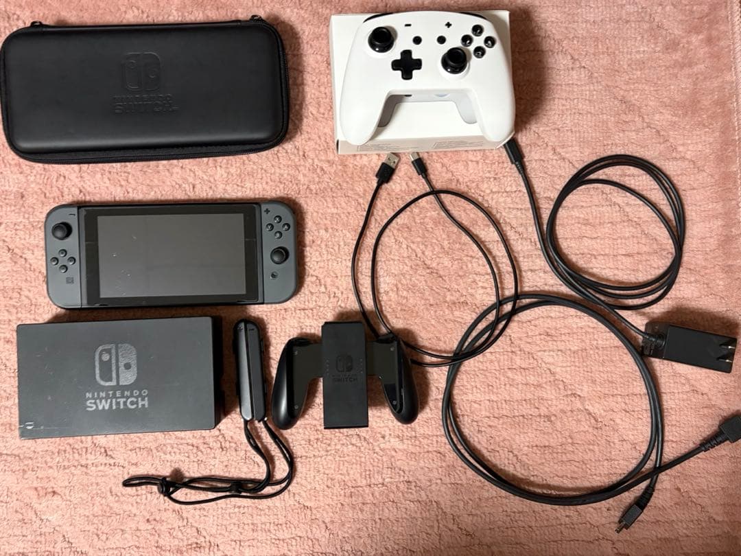 ラ*ブ様 Nintendo Switch 本体+背面付きコントローラー+付属品 Switch用背面ボタン付き有線コントローラー |4580098935560| すべての