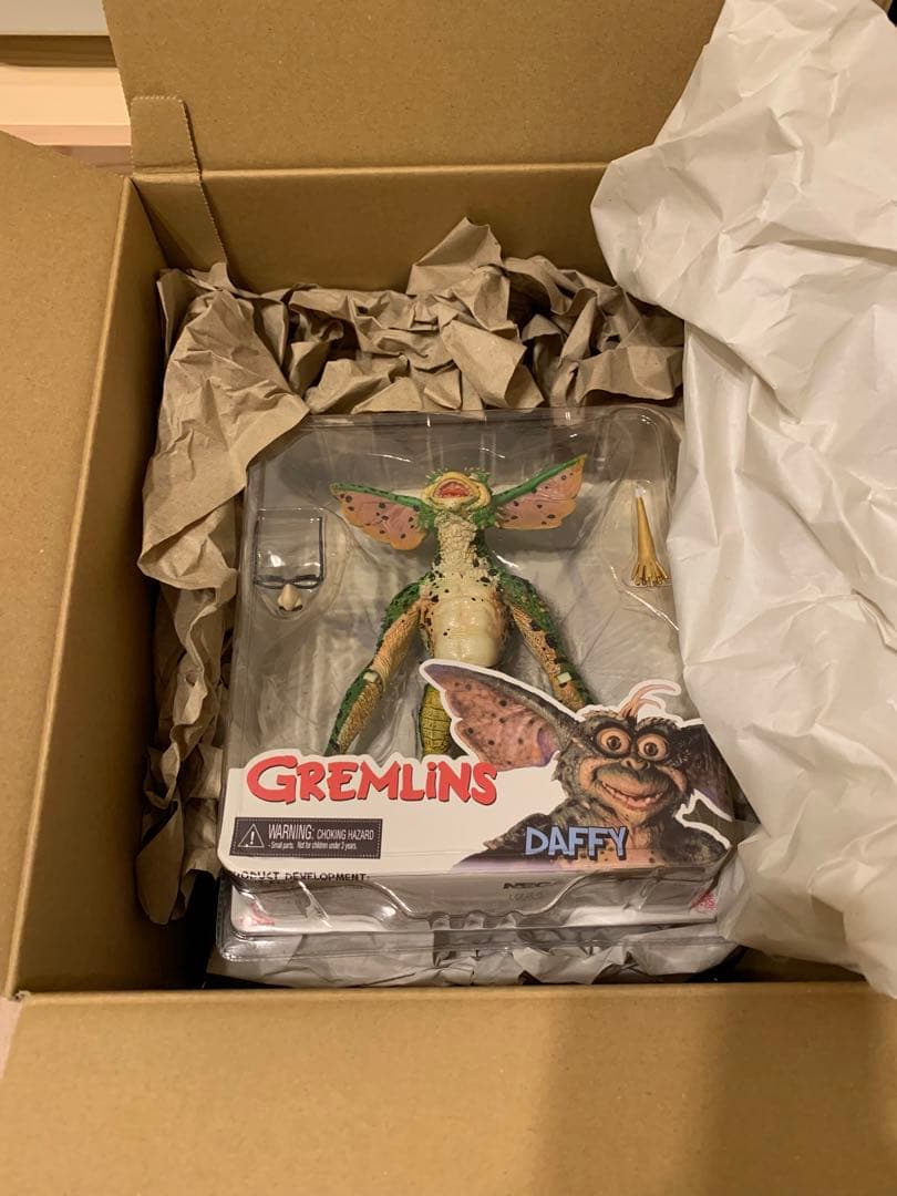 NECA【グレムリン】 ダフィー・ジョージ 2体セット - メルカリ
