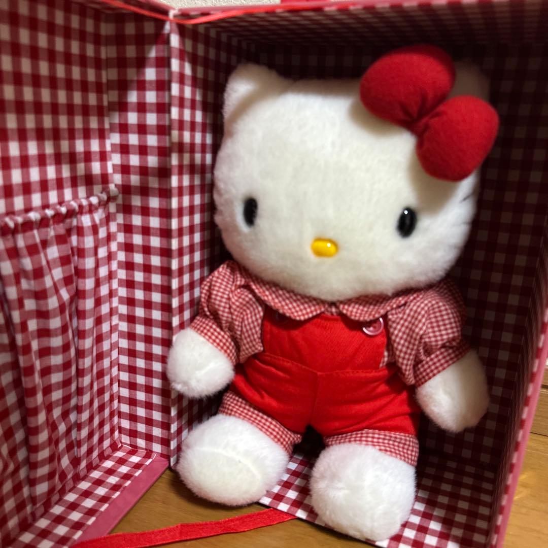 希少ハローキティ 1997年限定非売品 シリアルナンバー入り トランク付き