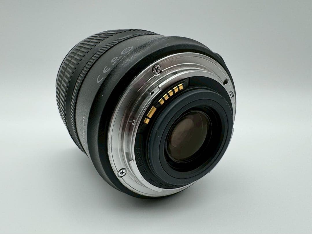 ☆美品【Canon】EF-S 15-85mm F3.5-5.6 IS USM
