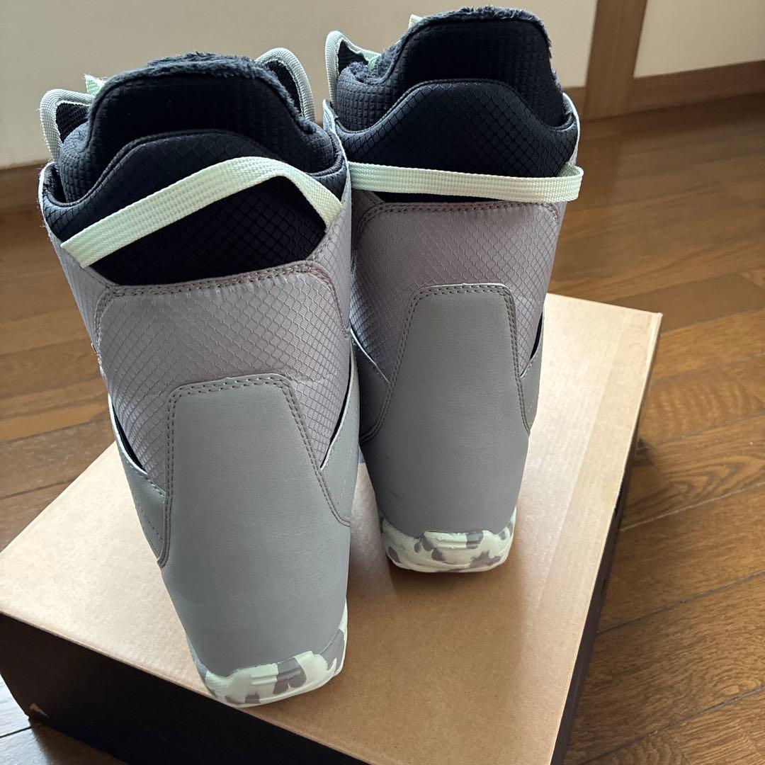 burton ZIPLINE 子ども用 スノーボードブーツ グレー