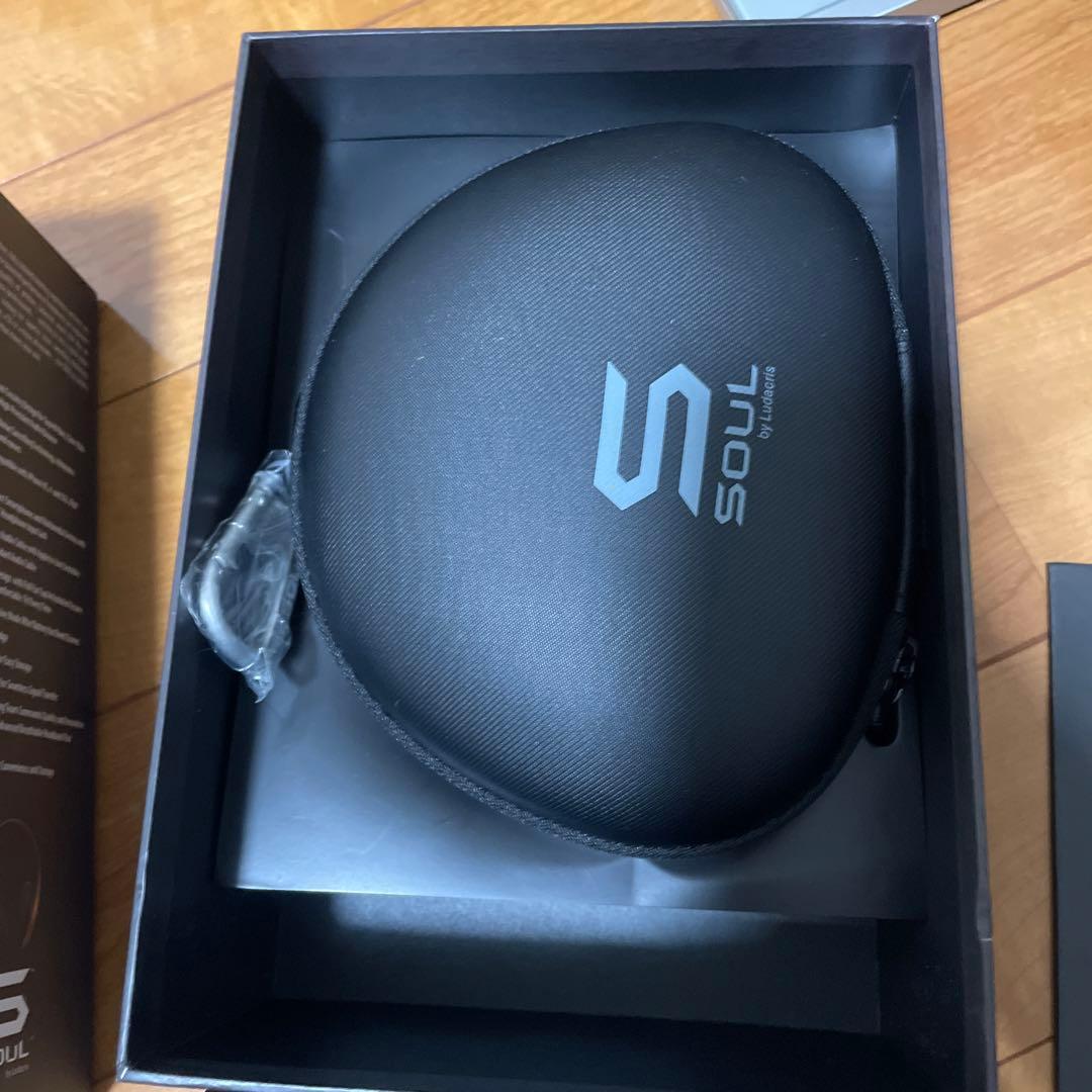 BIGBANG Special Edition ヘッドホン - メルカリ