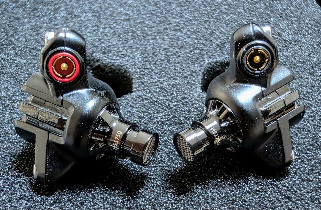 イヤホン acoustune HS1750CU / ARC53(4.4mm)