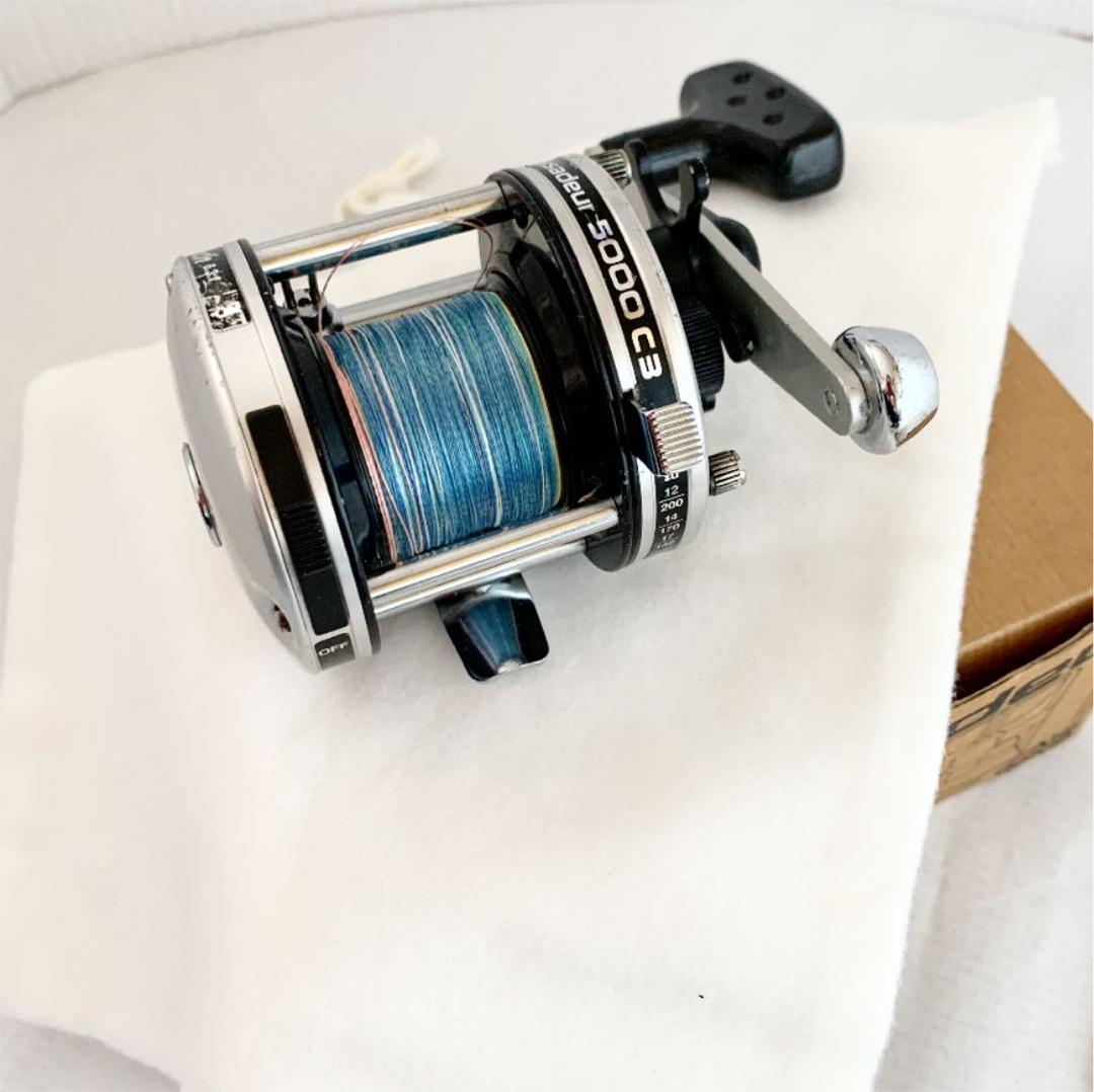 アブガルシア アンバサダー 5000C3 ハイスピードウィンチ - メルカリ