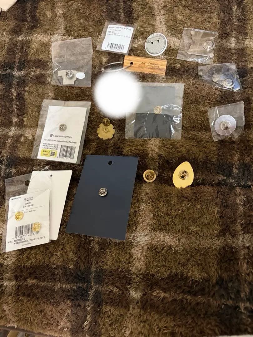 ピンバッジセット16個