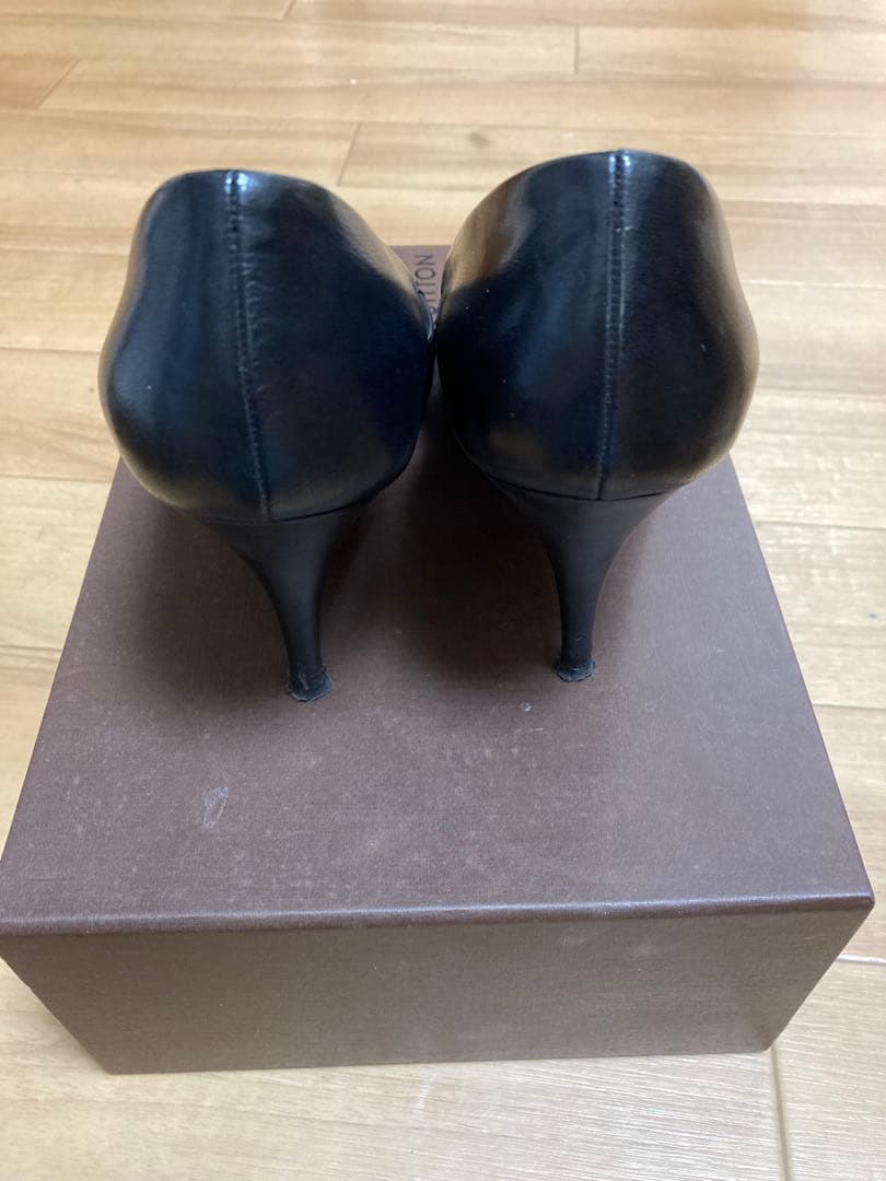 Louis Vuitton ルイ・ヴィトンブラックパンプス（23.5cm)